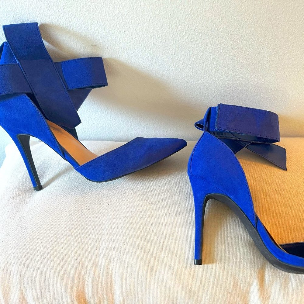 Wild Diva Ankle Bow Pointed Toe Pumps